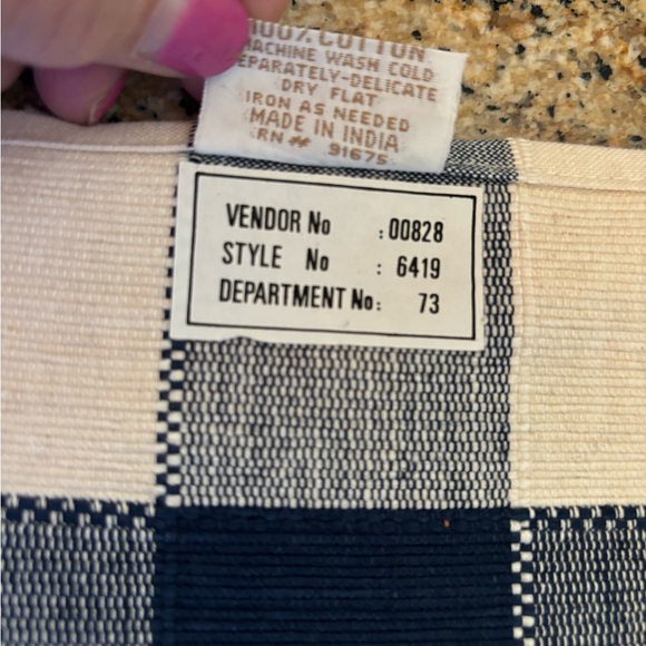 Eddie Bauer NWT set of 4 navy cream buffalo check placemats and napkins - Picture 6 of 6